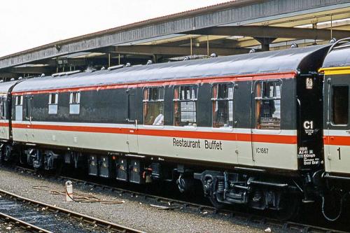R4974-Hornby-BR Intercity, Mk1 RB(R), IC1667 - Era 8